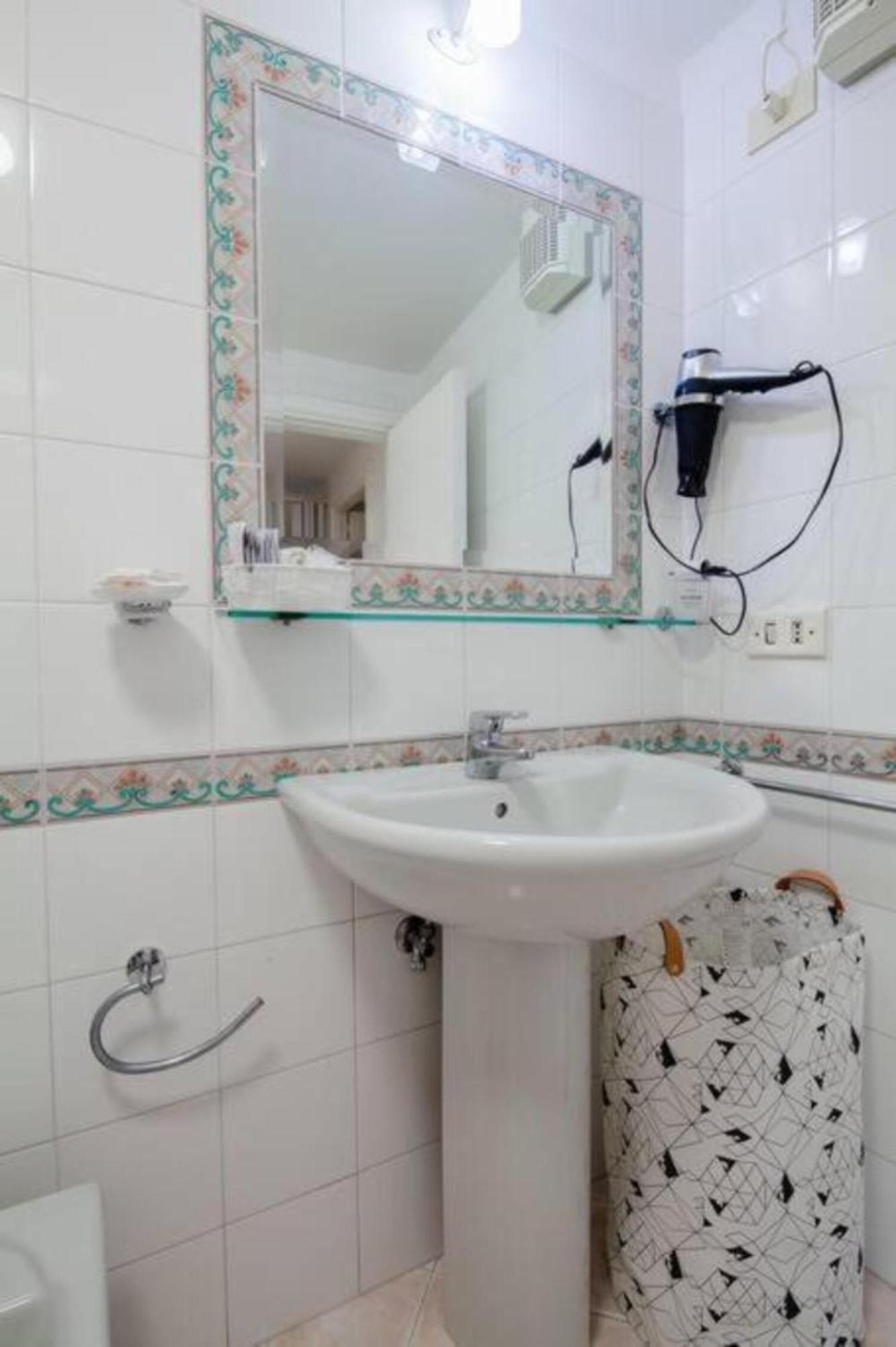 נאפולי Scio' B&B מראה חיצוני תמונה